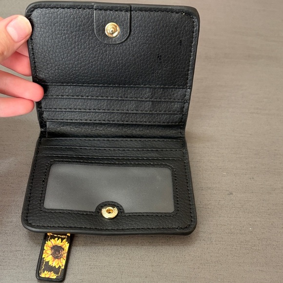 Sunflower Pattern Women's Wallet - Picture 2 of 2